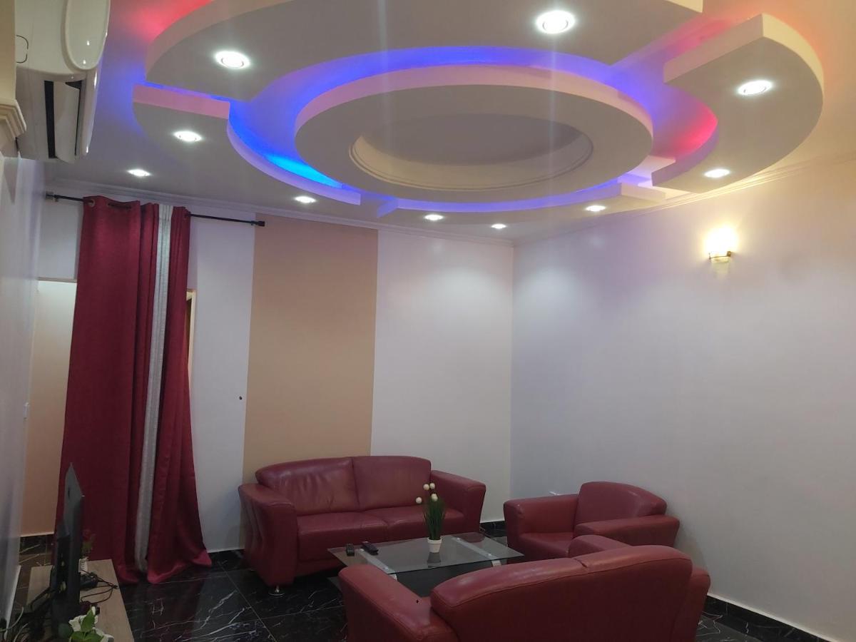 Hotel Appart B4UYaoundé エクステリア 写真