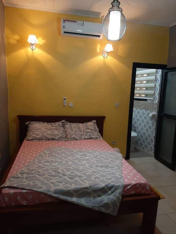 Hotel Appart B4UYaoundé エクステリア 写真