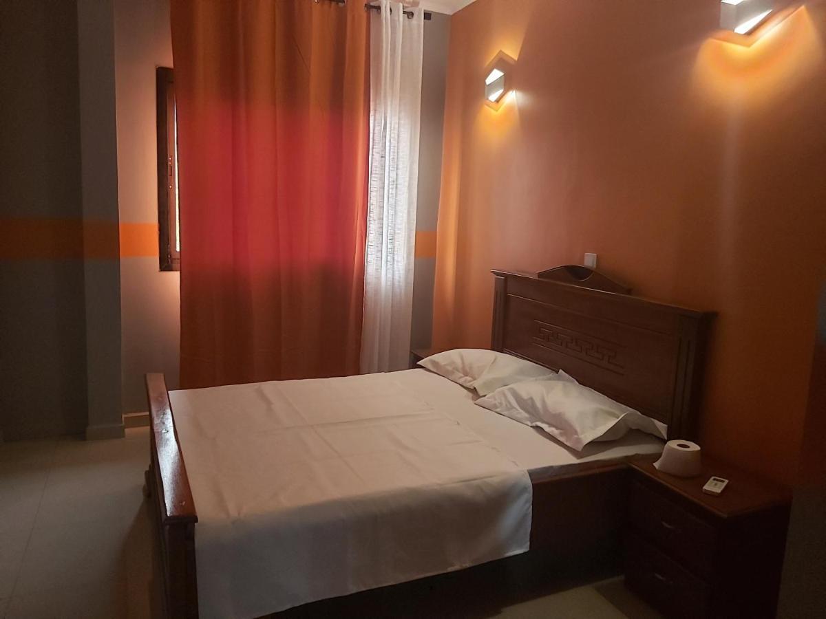 Hotel Appart B4UYaoundé エクステリア 写真