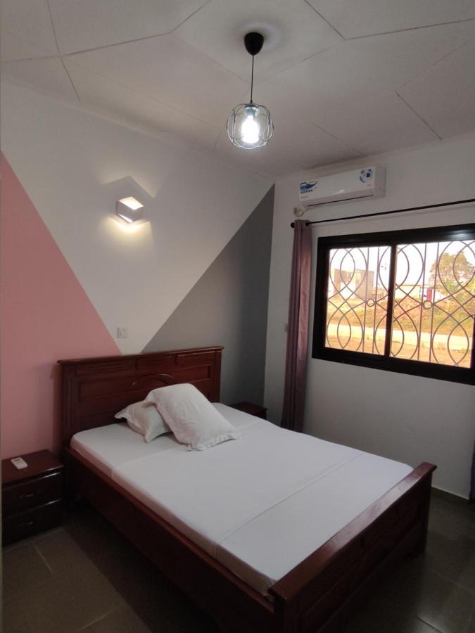 Hotel Appart B4UYaoundé エクステリア 写真