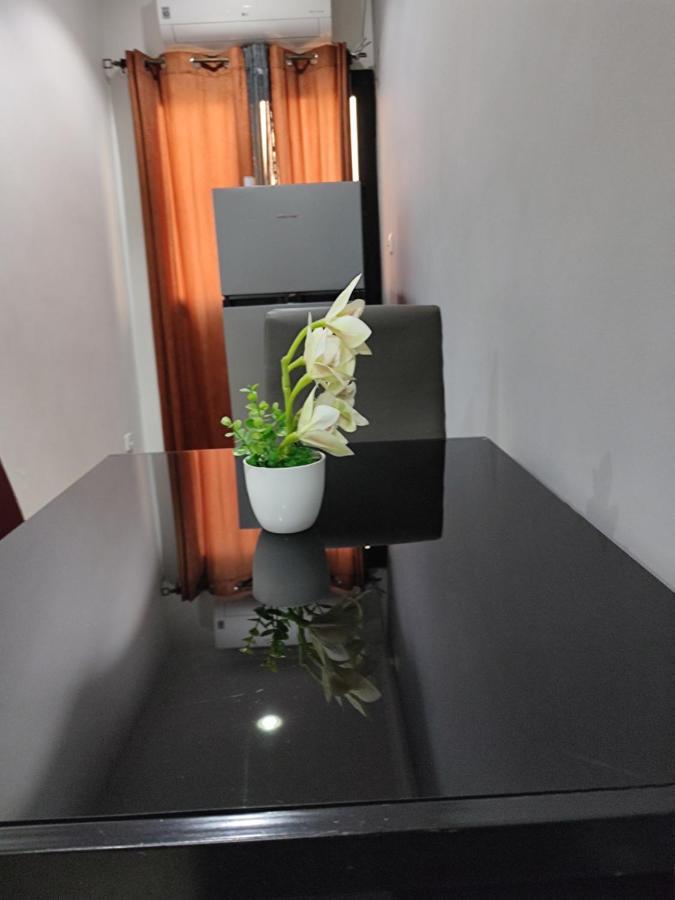 Hotel Appart B4UYaoundé エクステリア 写真