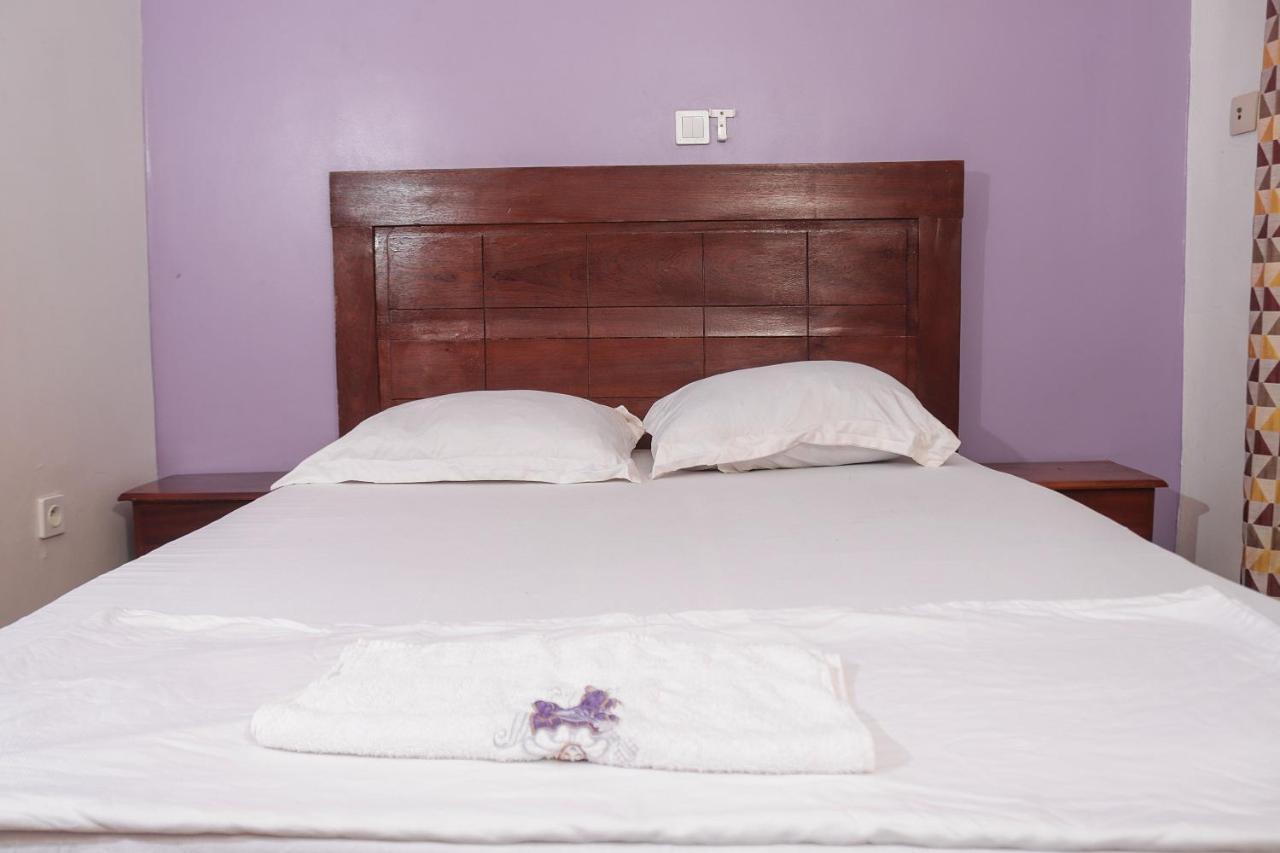 Hotel Appart B4UYaoundé エクステリア 写真
